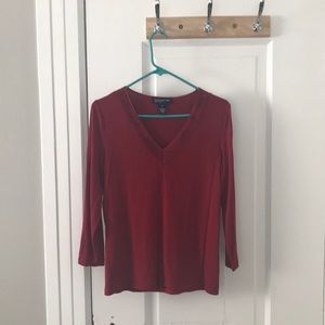 Red Vneck top